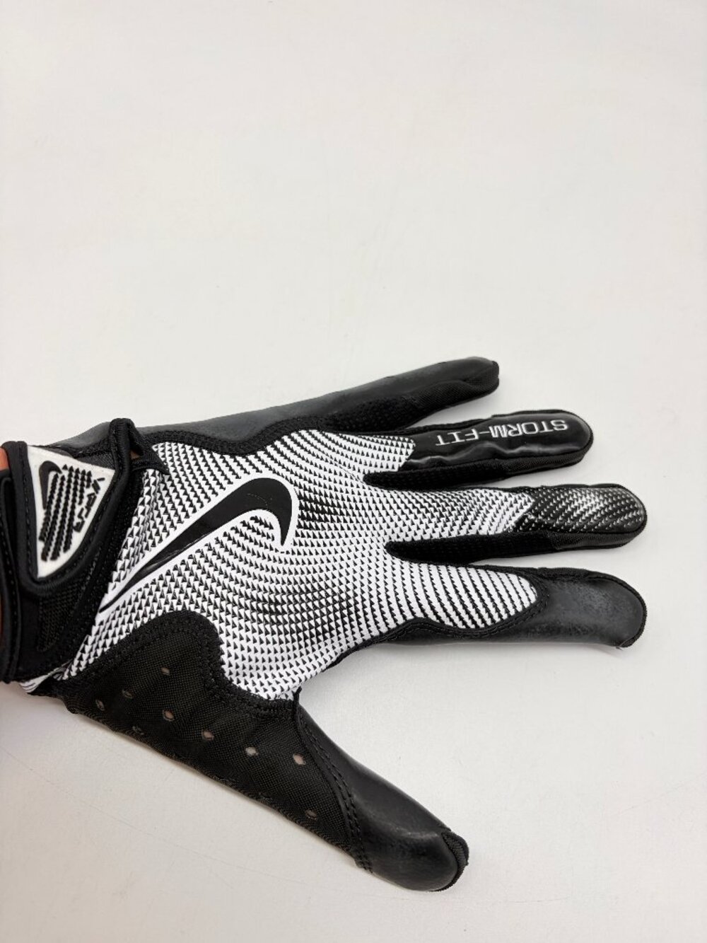 Nike Vapor Jet 8.0 All Weather Football Gloves - Size Large